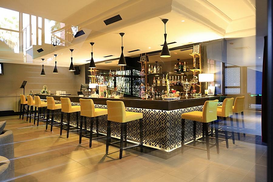 מלון מרקש Kenzi Farah מראה חיצוני תמונה The bar at the hotel