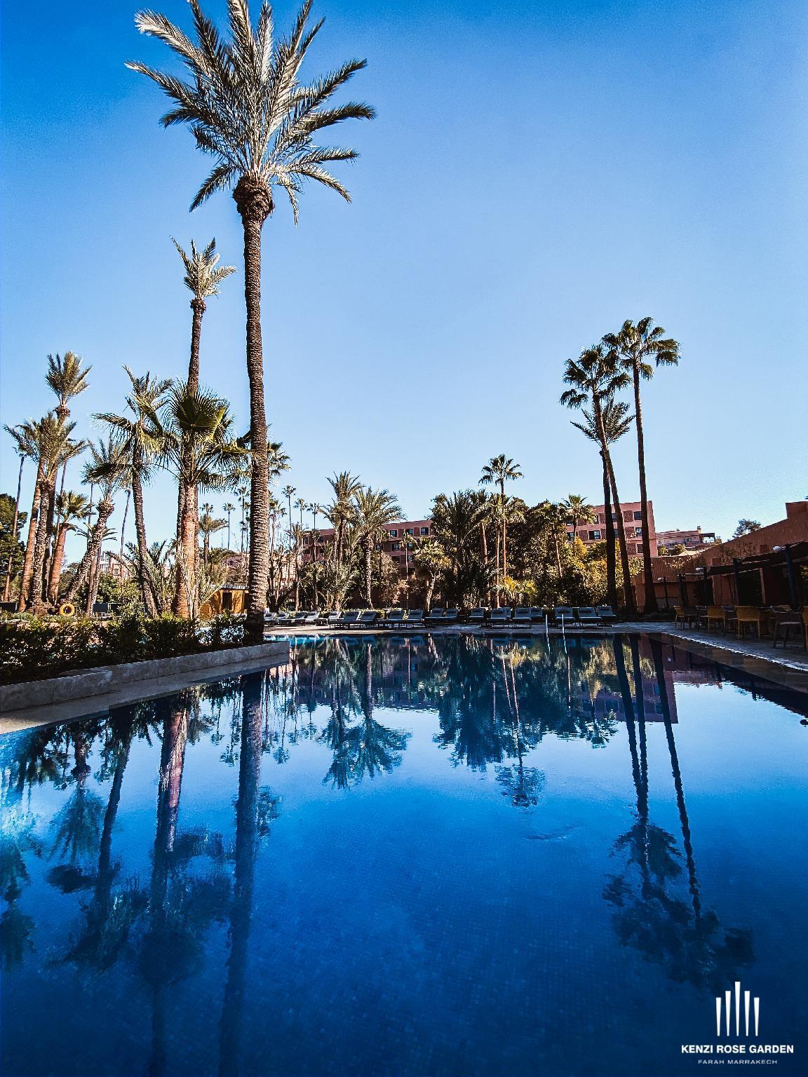 מלון מרקש Kenzi Farah מראה חיצוני תמונה The pool at the hotel