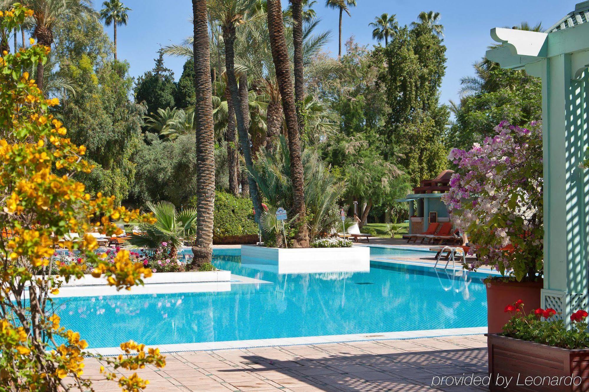 מלון מרקש Kenzi Farah מתקנים תמונה The pool at the hotel