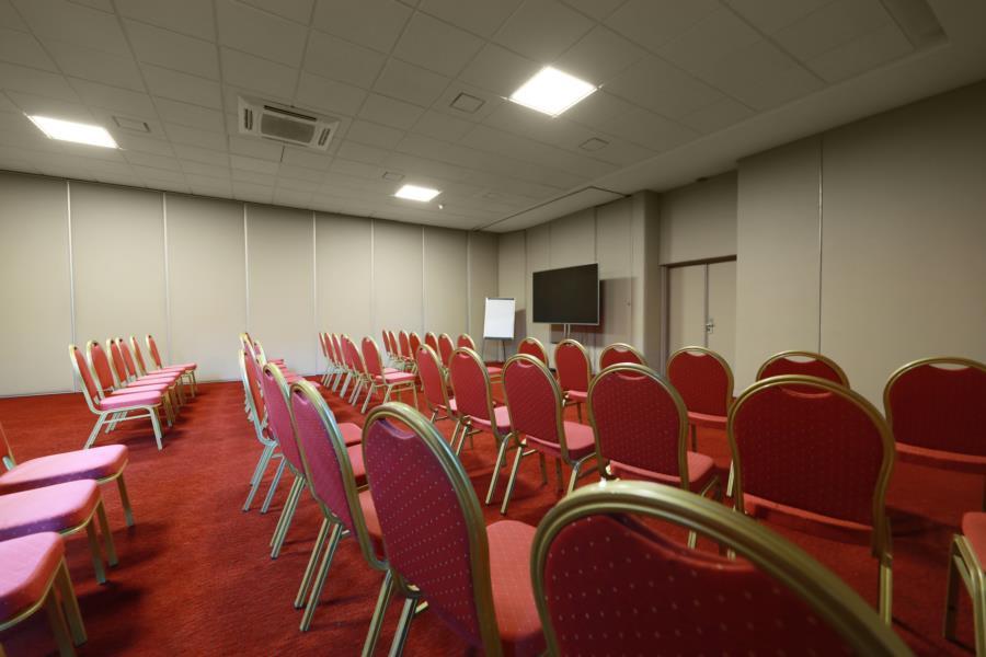 מלון מרקש Kenzi Farah מראה חיצוני תמונה A conference room at the hotel